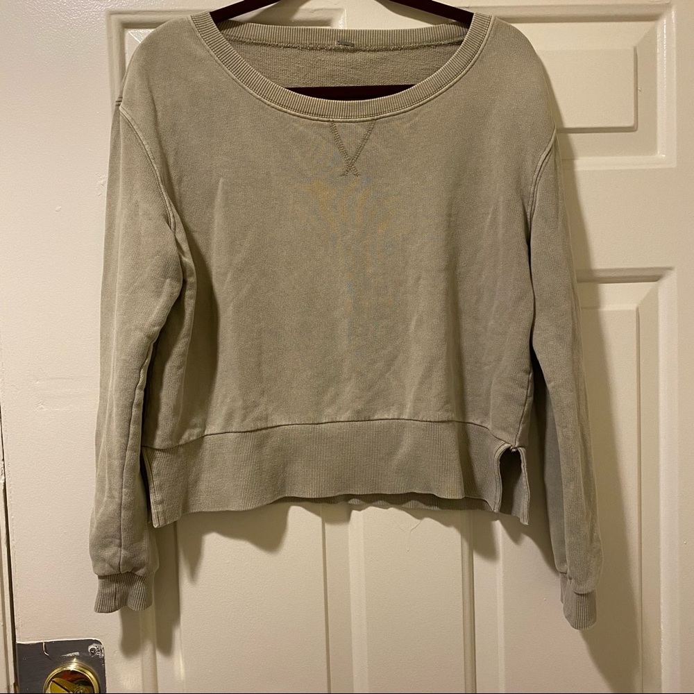 Free people sweatshirt